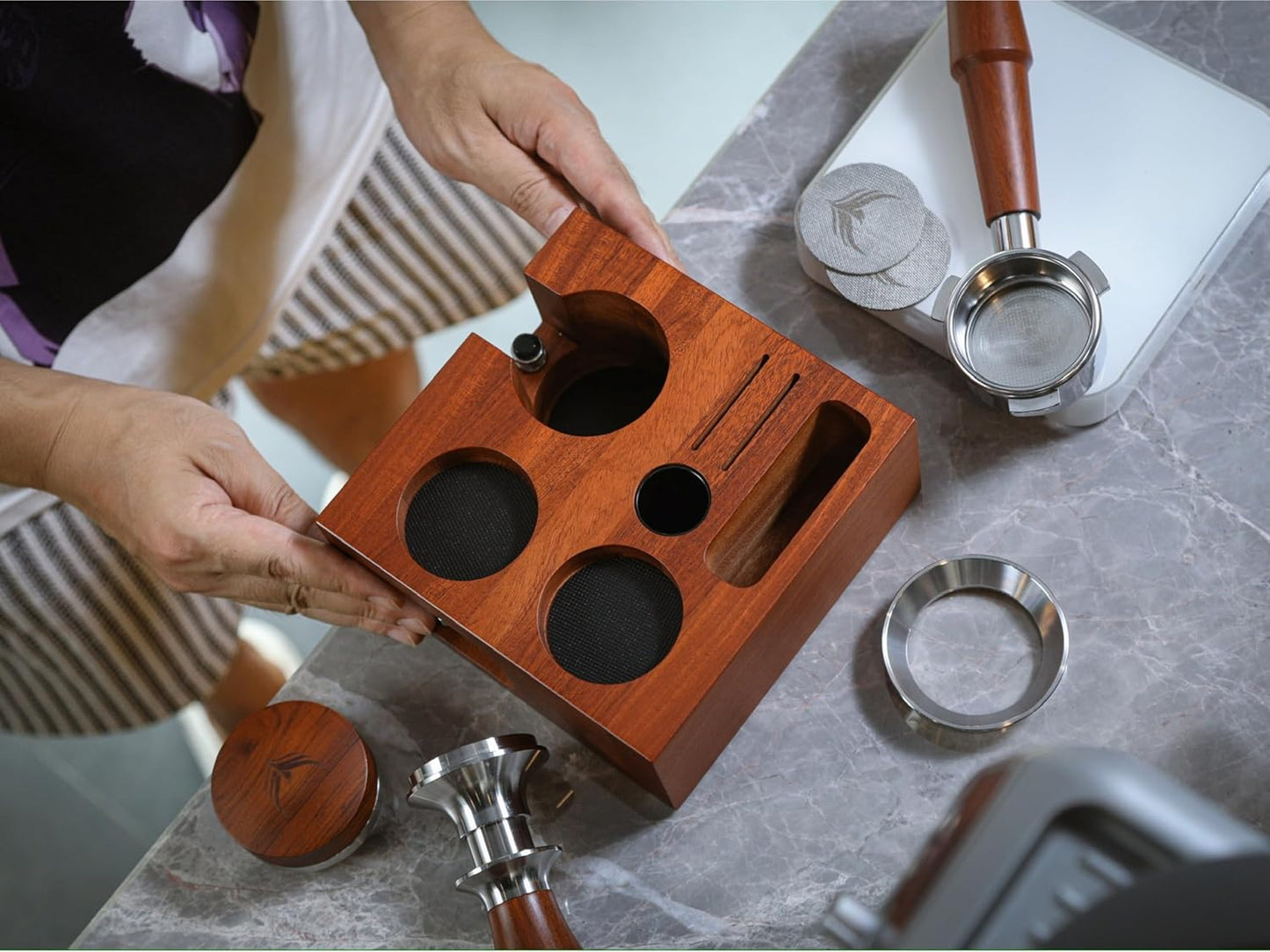51mm Espresso Tool Kit – Calibrated Rosewood Tamper, Espresso Distributor, Magnetic Funnel with Puck Screen, Knock Box & Rosewood Tamping Station – For 51mm Espresso Machines